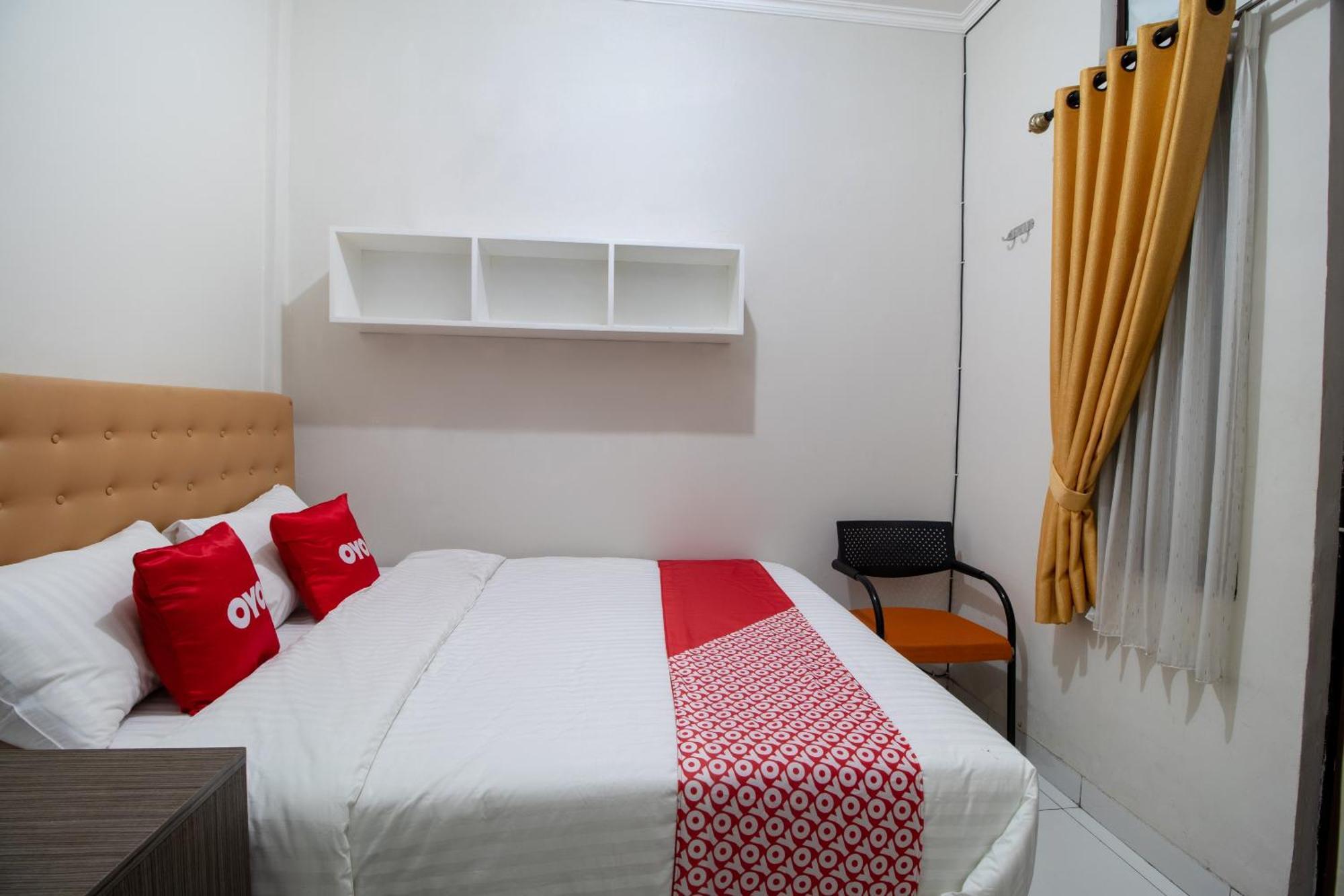 Oyo 3253 Sofia Residence Telukjambe Eksteriør bilde